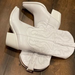 Jeffrey Campbell Dagget Boot in White Combo NEW